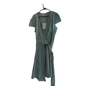 Gal Meets Glam Women's Size 20 Green Cap-Sleeve Wrap Dress Knee Length